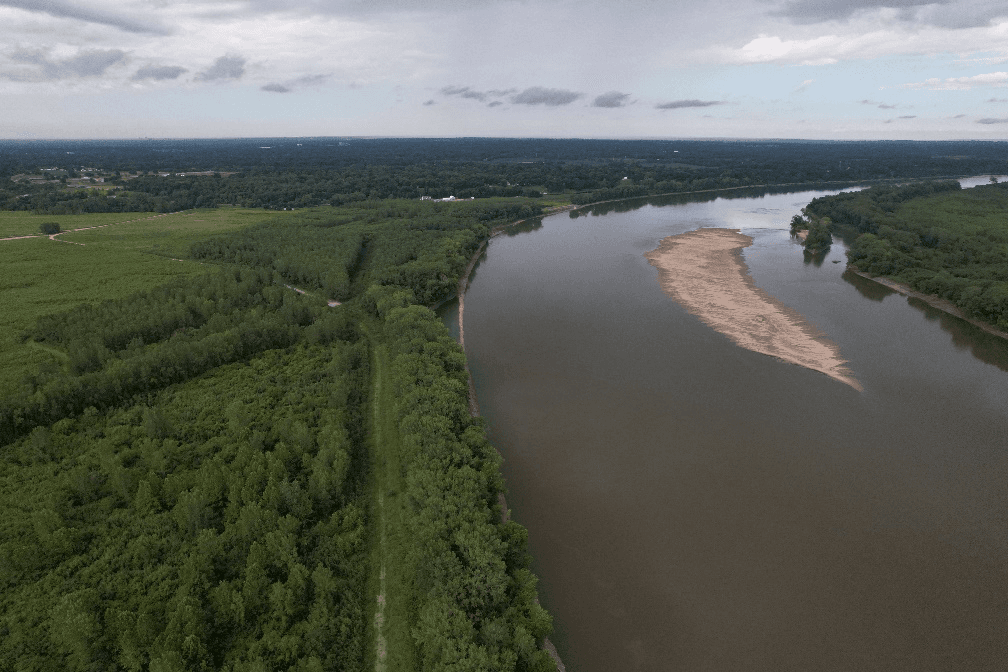 An aerial photo of the Mississippi River during the summer.
